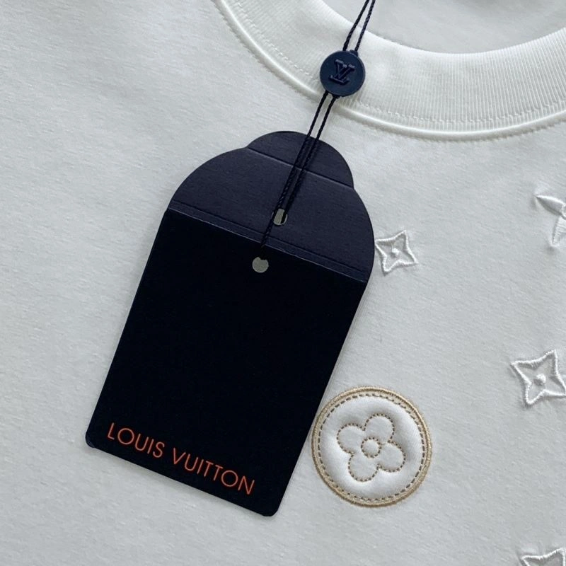 Louis Vuitton T-Shirts FashionForward 134251