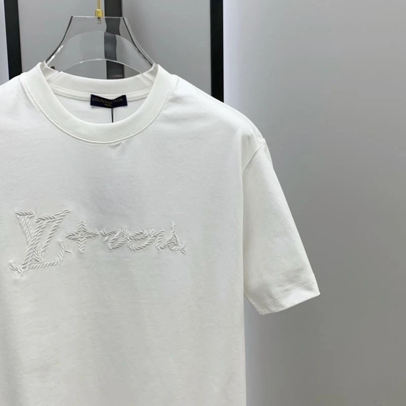 Stretchable Louis Vuitton T-Shirts 134268