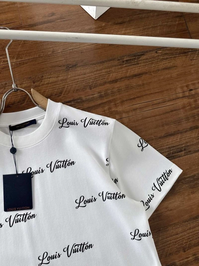 Louis Vuitton T-Shirts HighPerformance 134254