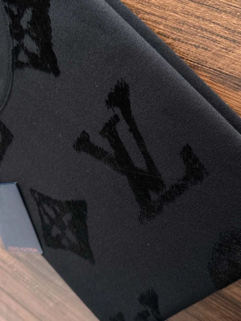 GoAnywhere Louis Vuitton T-Shirts 134249