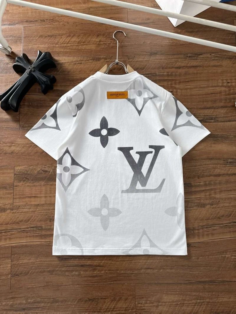 Louis Vuitton T-Shirts HighPerformance 134248