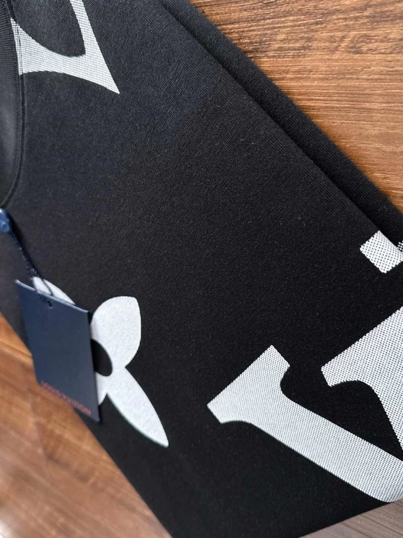 Louis Vuitton T-Shirts EasyMatch 134257