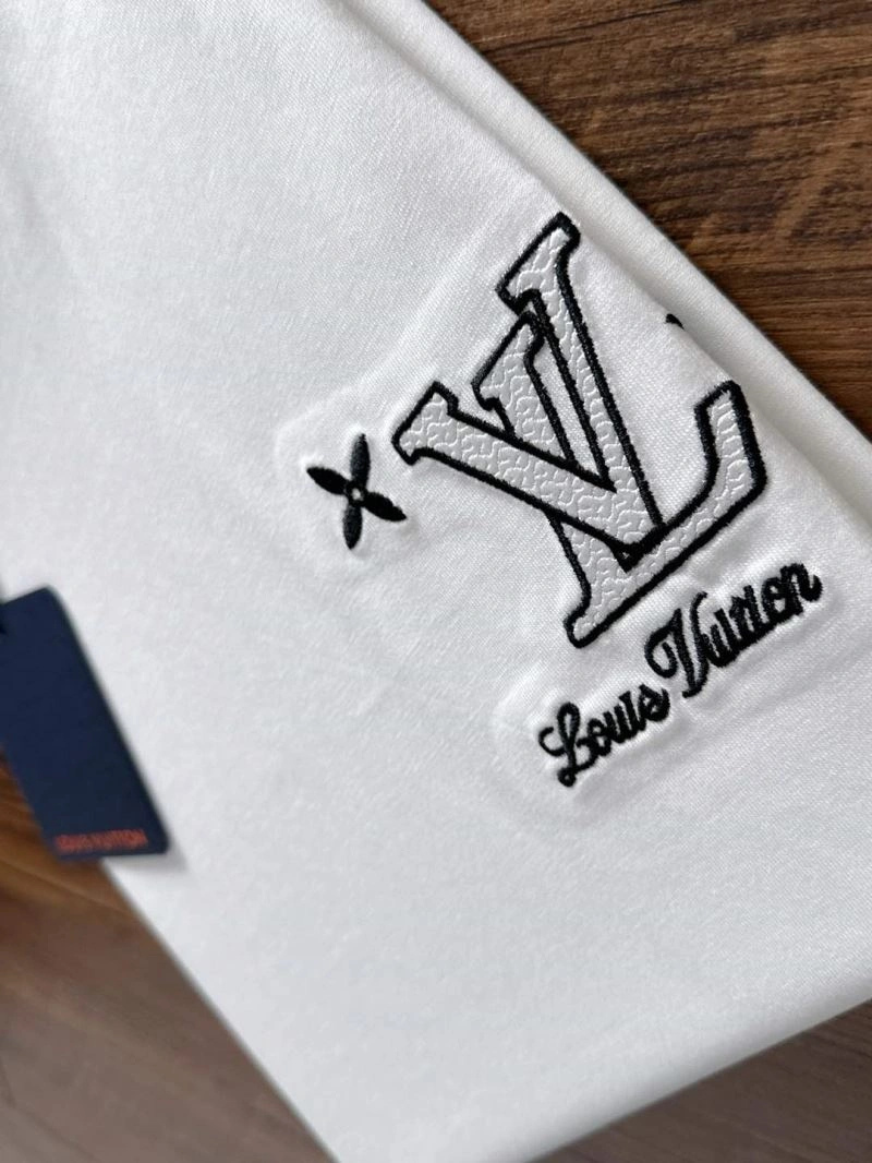 Louis Vuitton T-Shirts Functional 134244