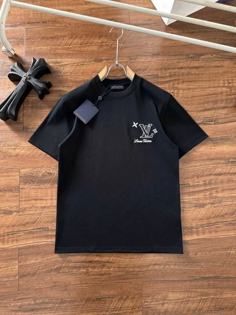Louis Vuitton T-Shirts TimelessDesign 134243