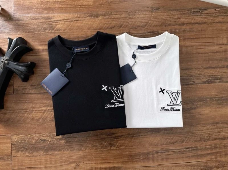 Louis Vuitton T-Shirts TimelessDesign 134243