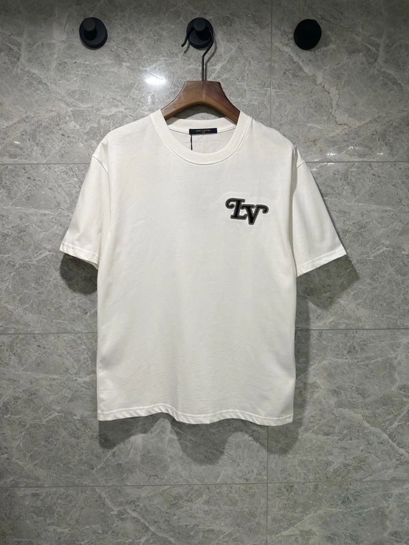Chic Louis Vuitton T-Shirts 134241