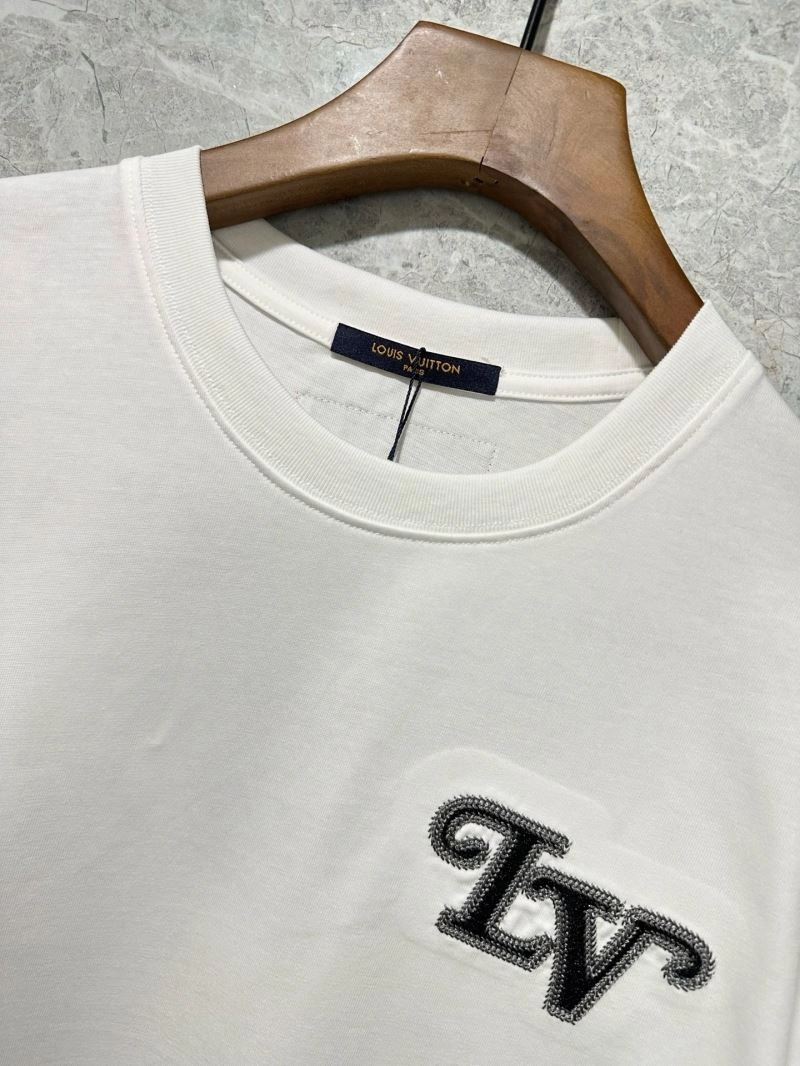 Chic Louis Vuitton T-Shirts 134241