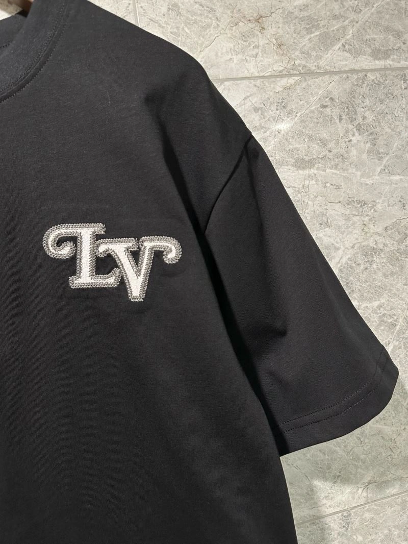 Chic Louis Vuitton T-Shirts 134241