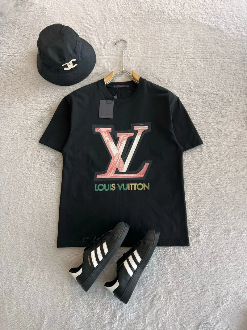 Affordable Louis Vuitton T-Shirts 134229