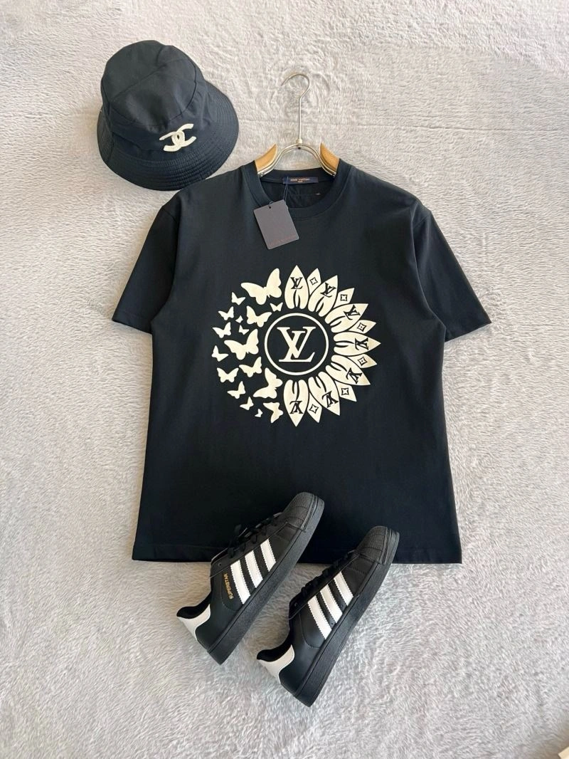 Louis Vuitton T-Shirts HighPerformance 134236