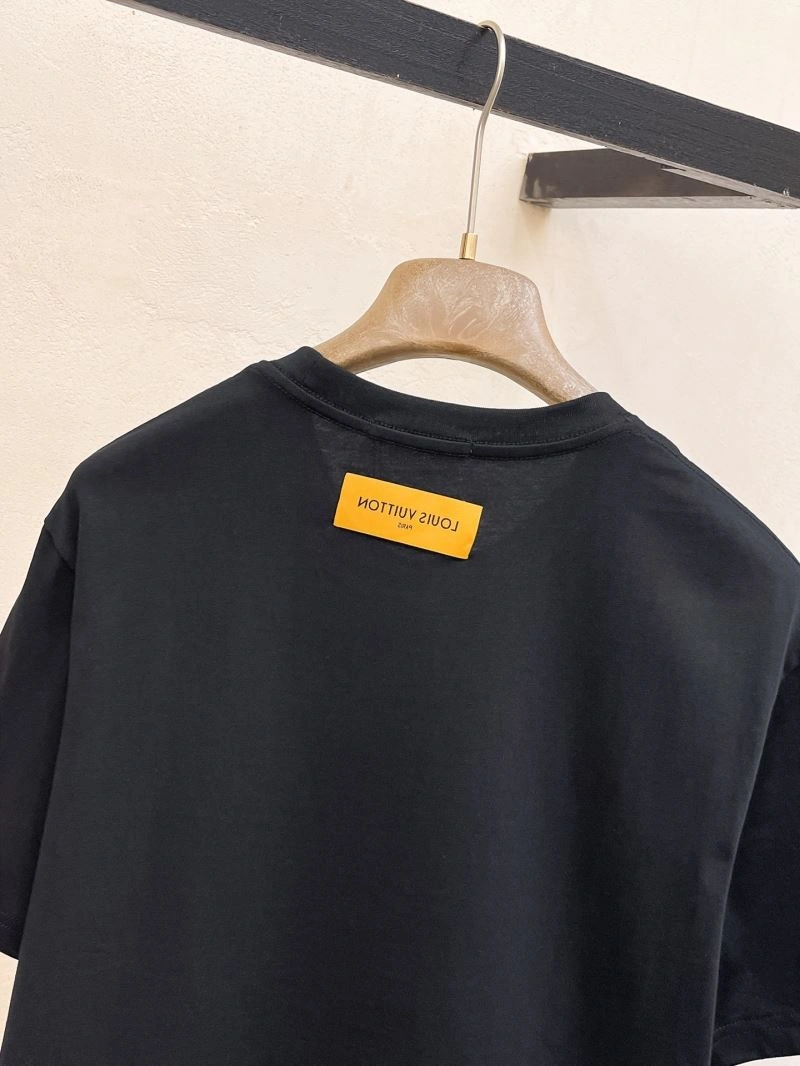 Classic Louis Vuitton T-Shirts 134231