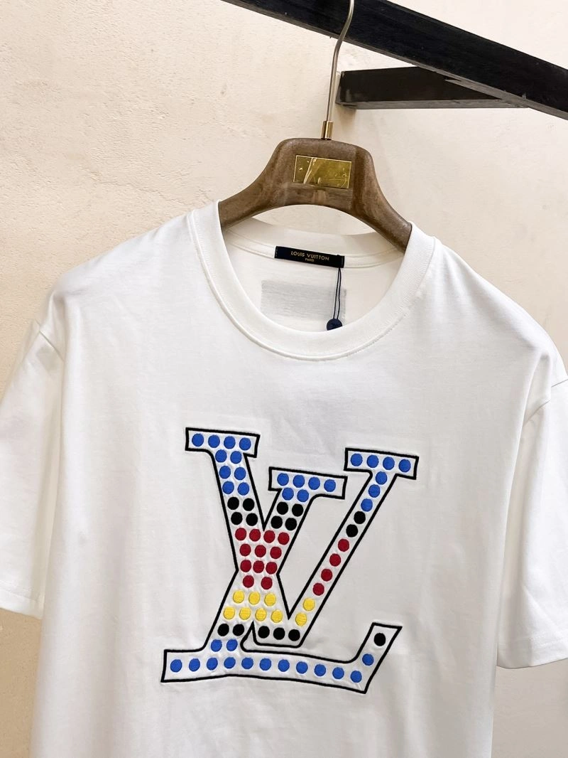 Louis Vuitton T-Shirts WrinkleFree 134233
