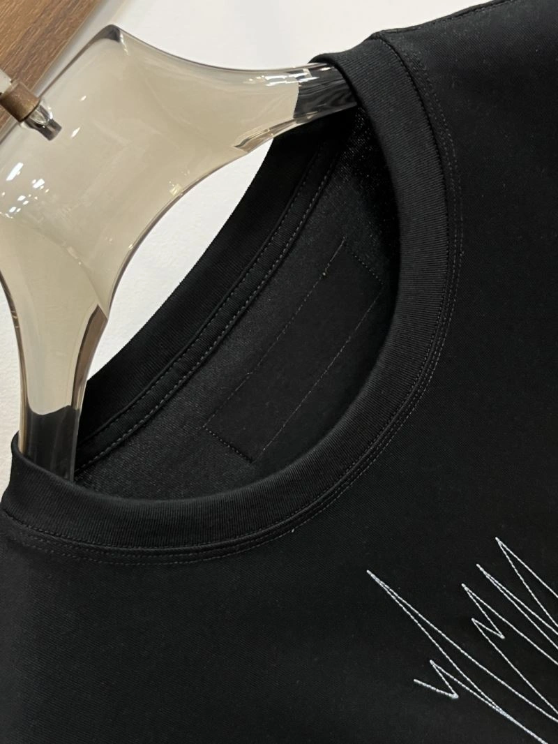 Seasonal Louis Vuitton T-Shirts 134238