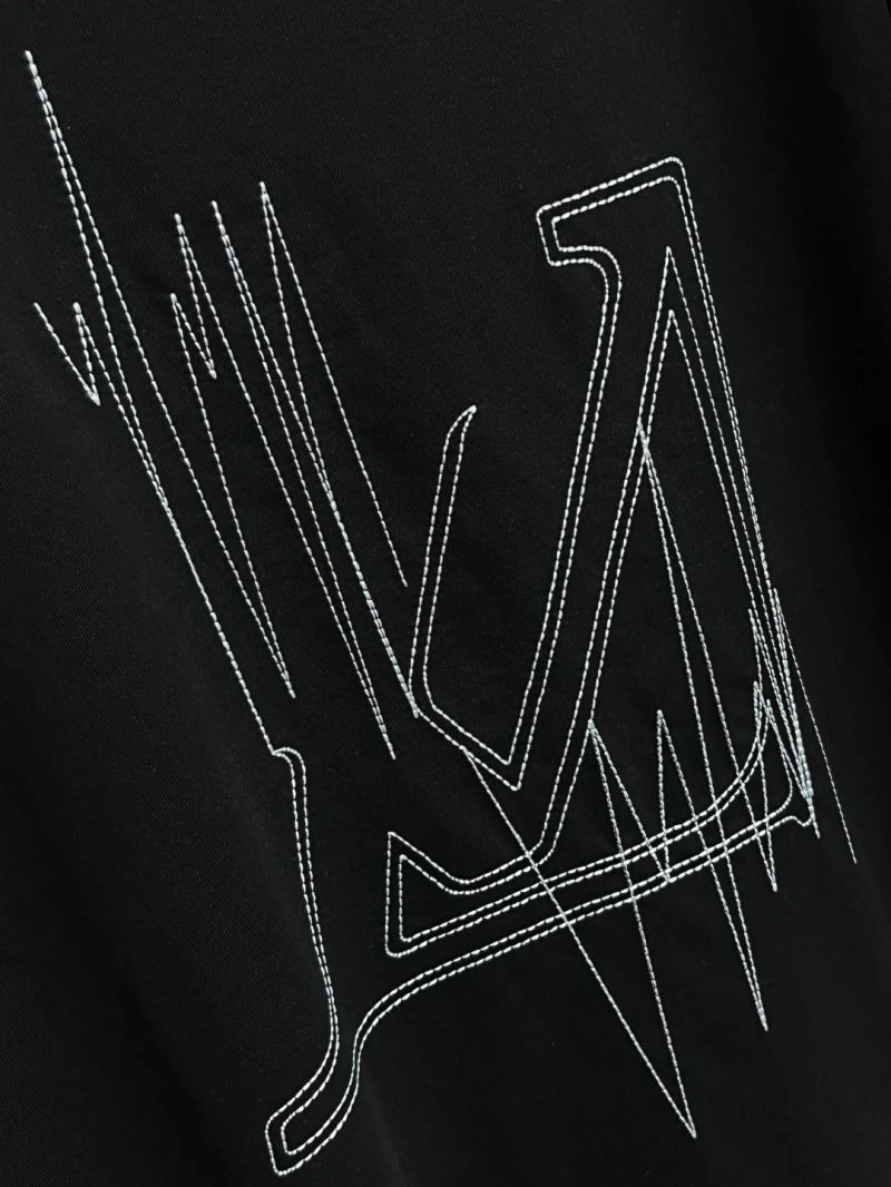 Seasonal Louis Vuitton T-Shirts 134238