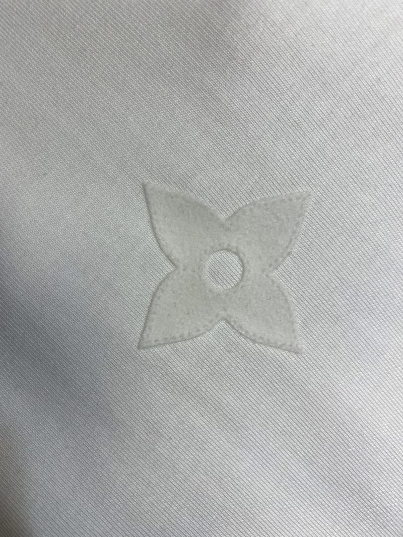 Louis Vuitton T-Shirts Breathable 134215