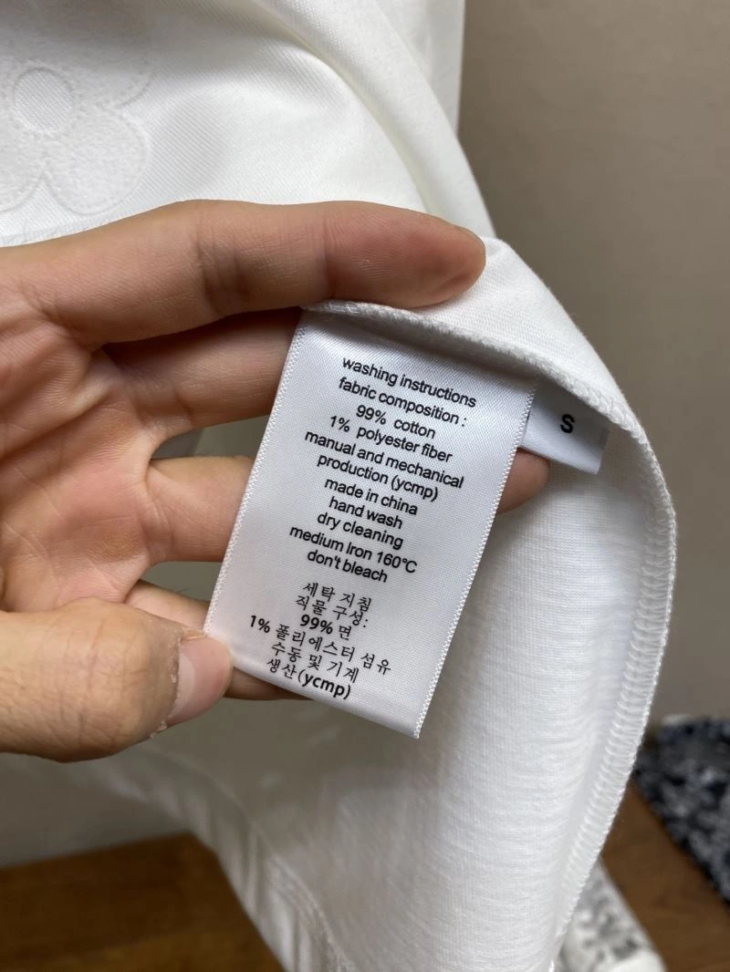 Louis Vuitton T-Shirts Breathable 134215