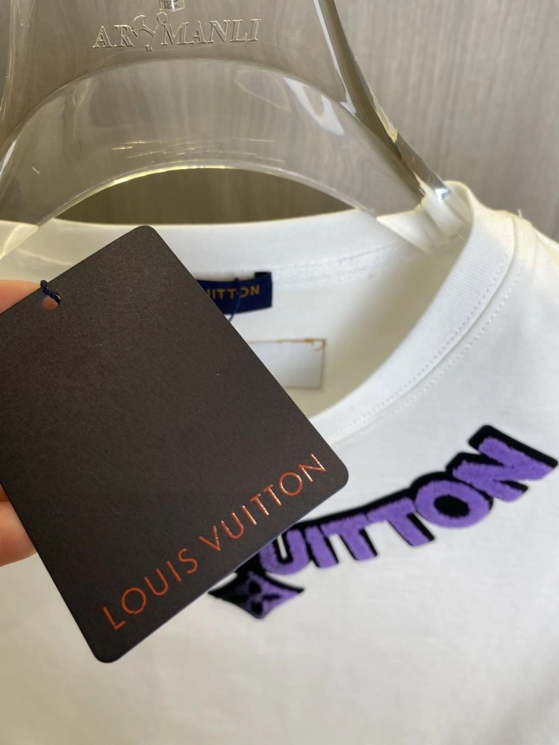 FreshLook Louis Vuitton T-Shirts 134210