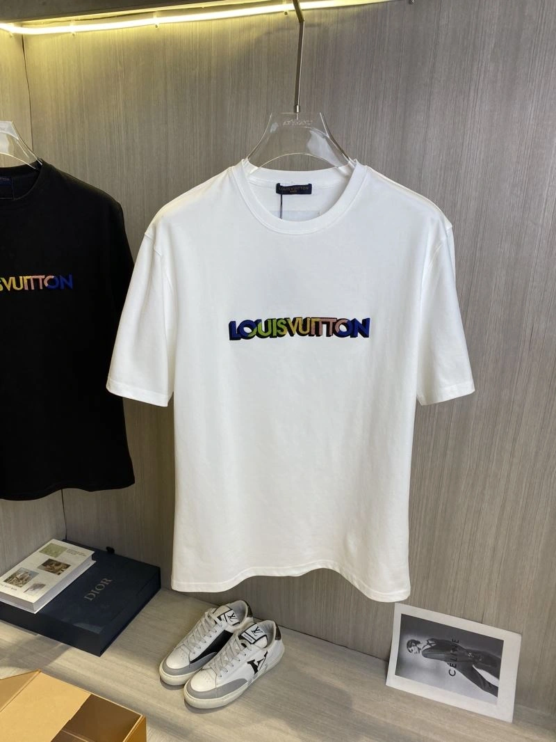 Affordable Louis Vuitton T-Shirts 134209