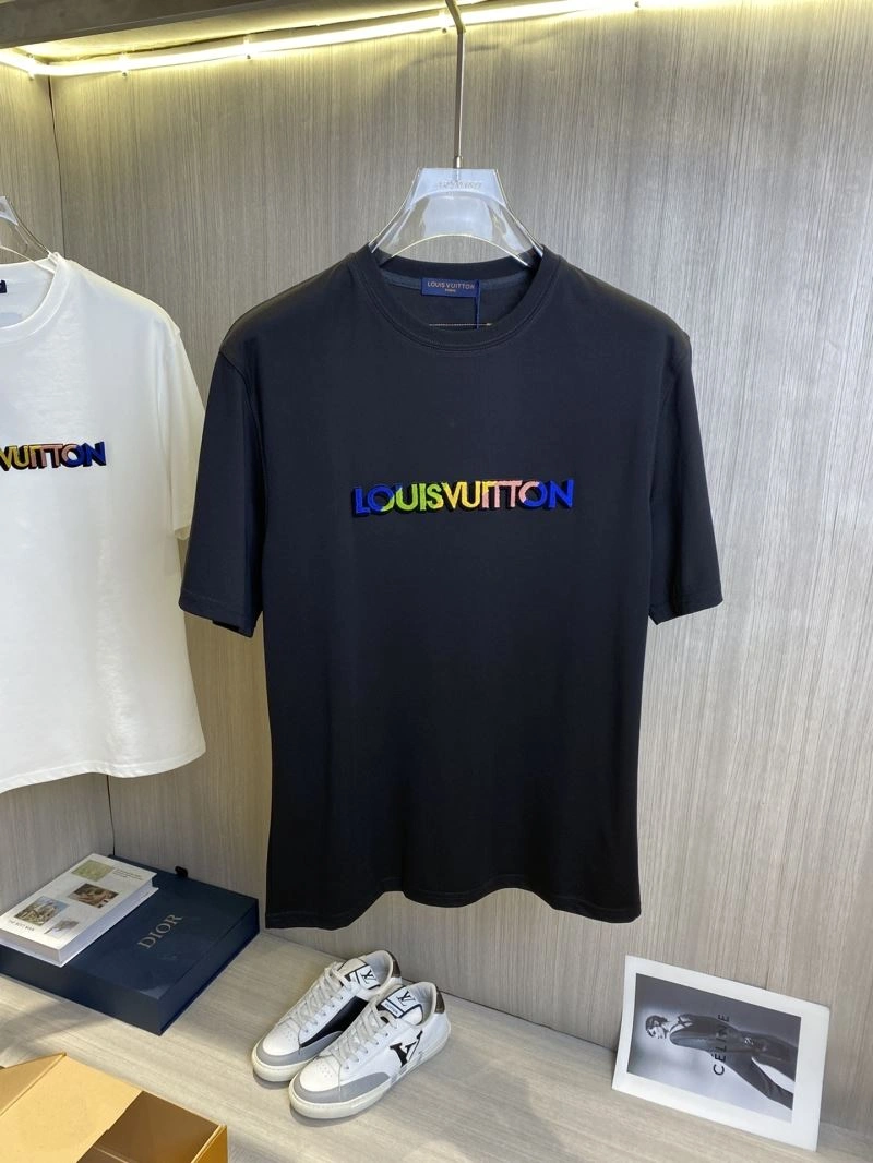 Affordable Louis Vuitton T-Shirts 134209