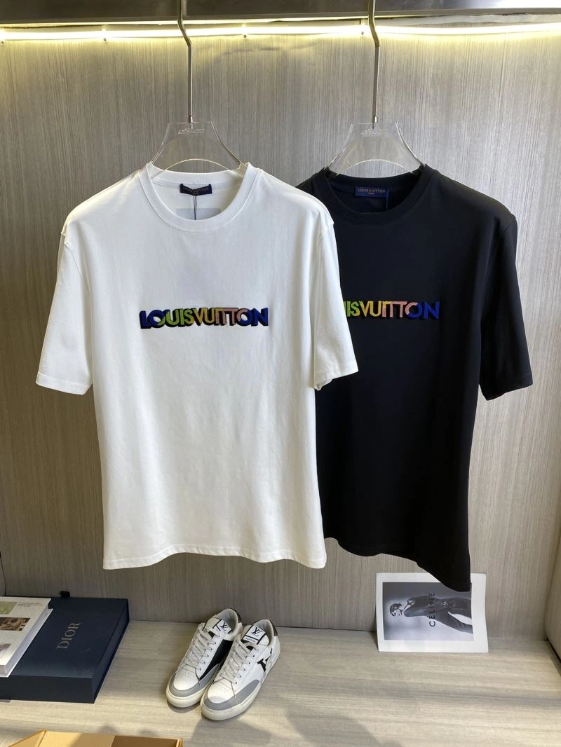 Affordable Louis Vuitton T-Shirts 134209