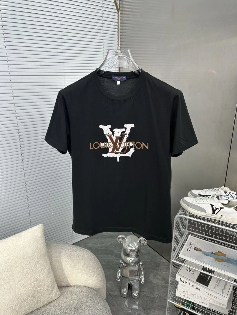 Supportive Louis Vuitton T-Shirts 134206