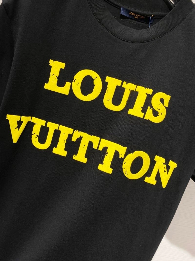 Louis Vuitton T-Shirts UrbanChic 134223