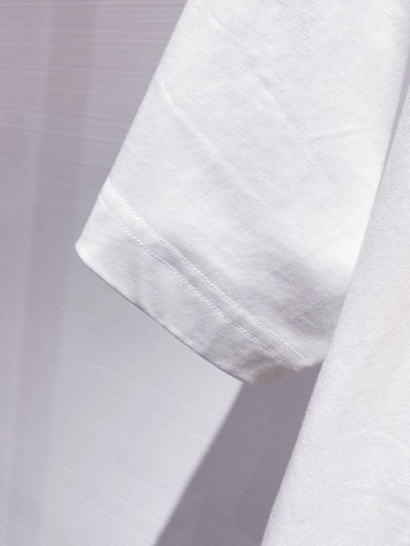 Premium Louis Vuitton T-Shirts 134228