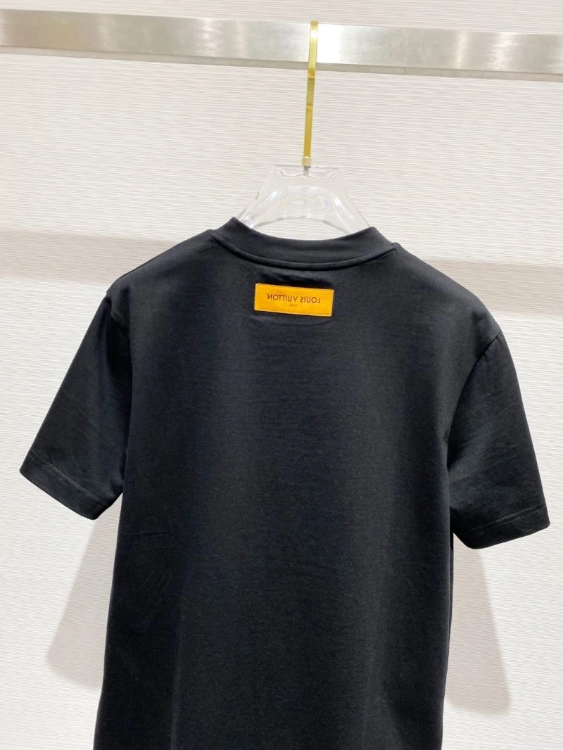 Classic Louis Vuitton T-Shirts 134216