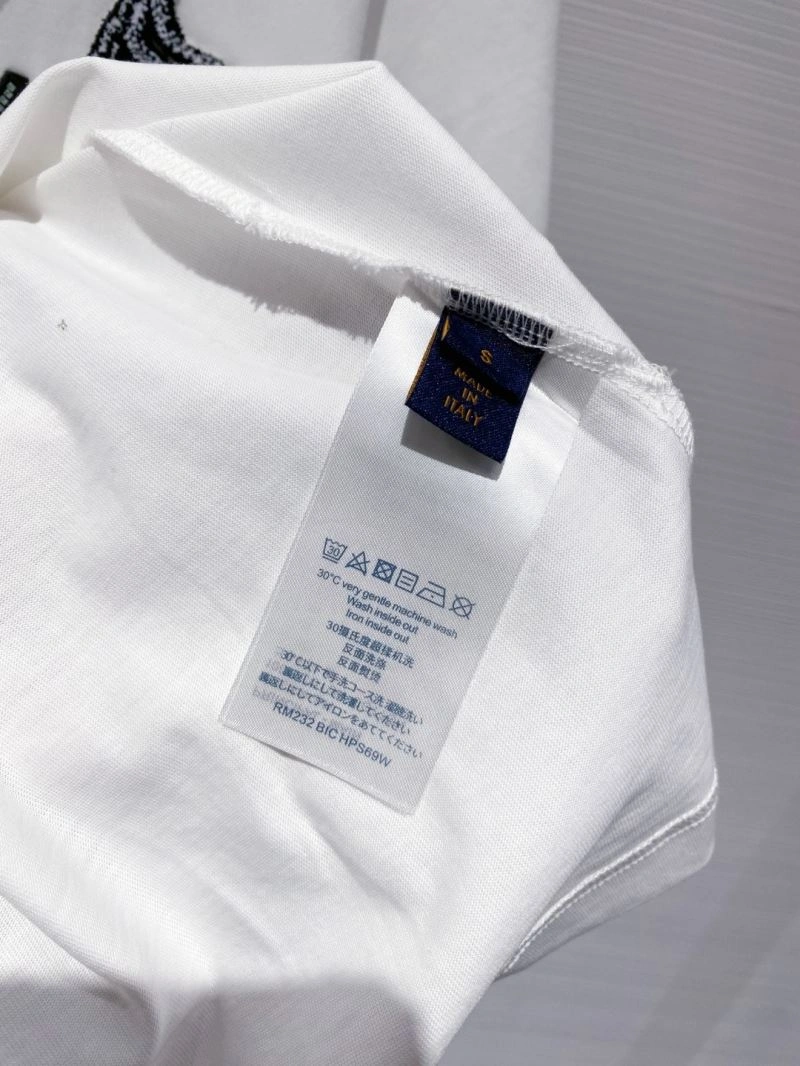 Louis Vuitton T-Shirts HighPerformance 134240