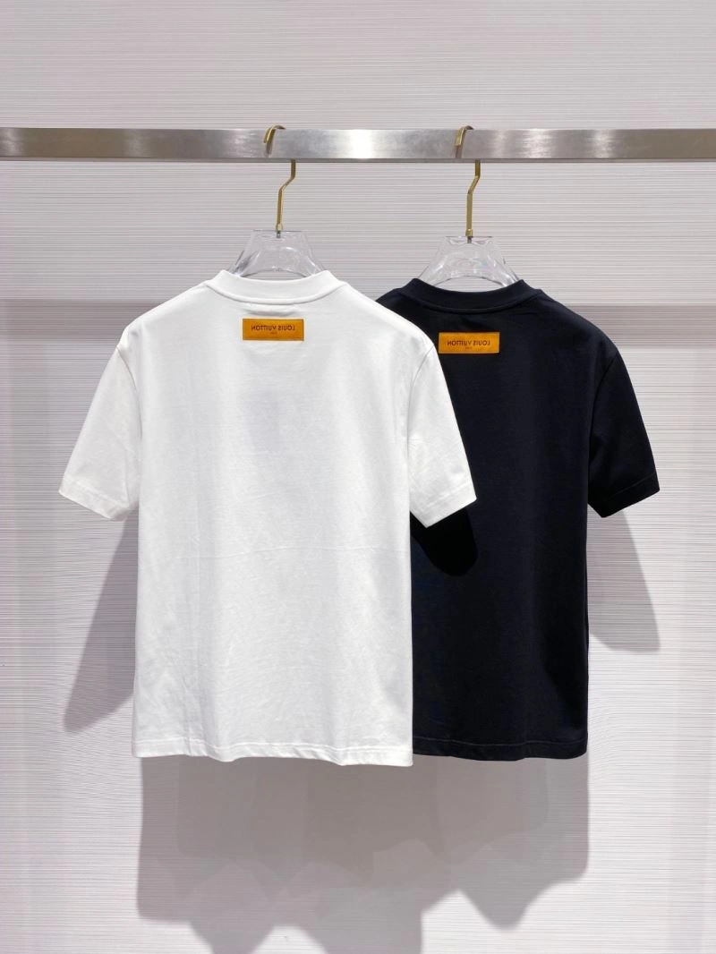 Louis Vuitton T-Shirts HighPerformance 134240