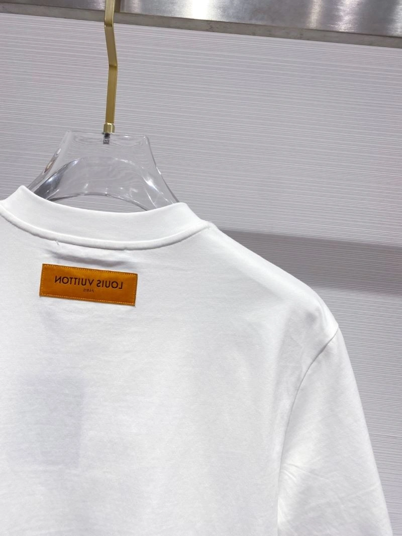 Louis Vuitton T-Shirts HighPerformance 134240