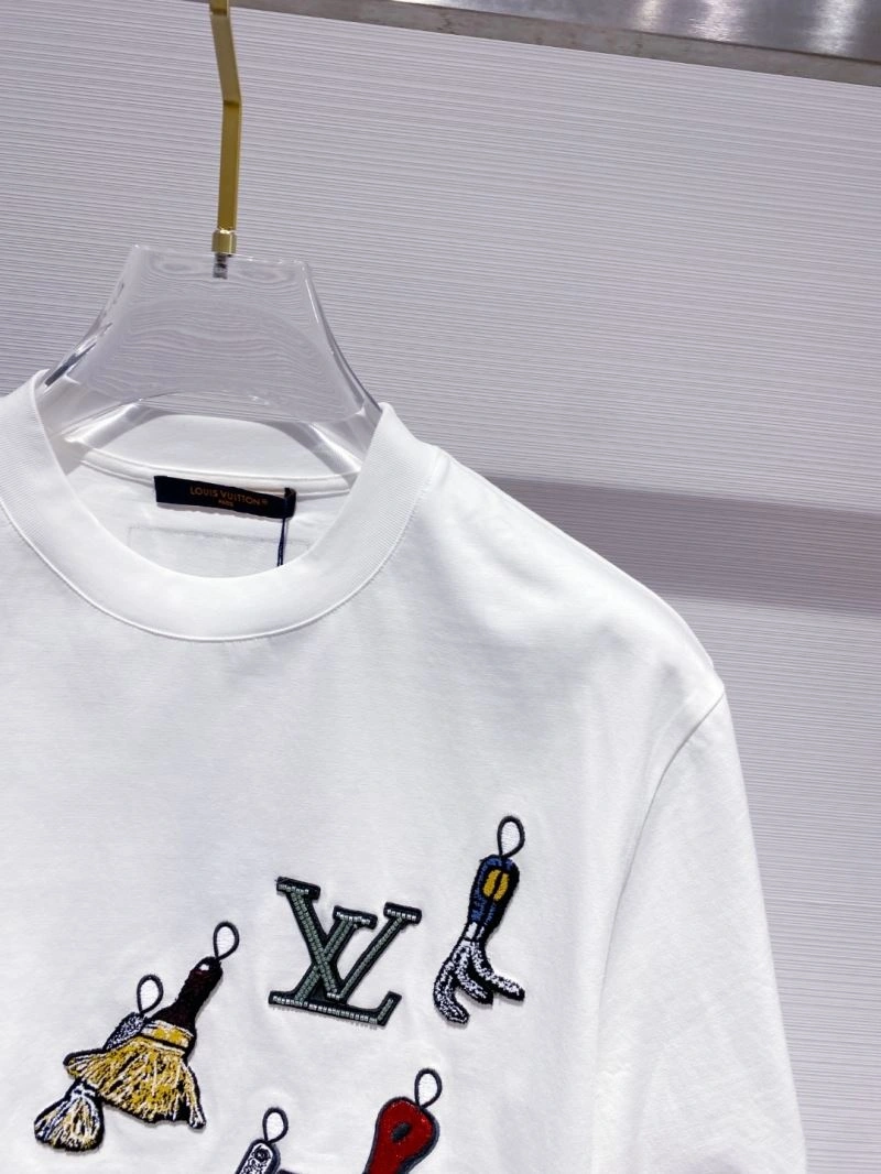 Louis Vuitton T-Shirts HighPerformance 134240