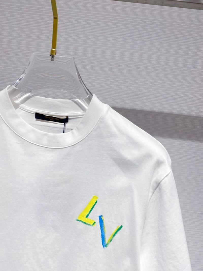 Louis Vuitton T-Shirts Sophisticated 134220