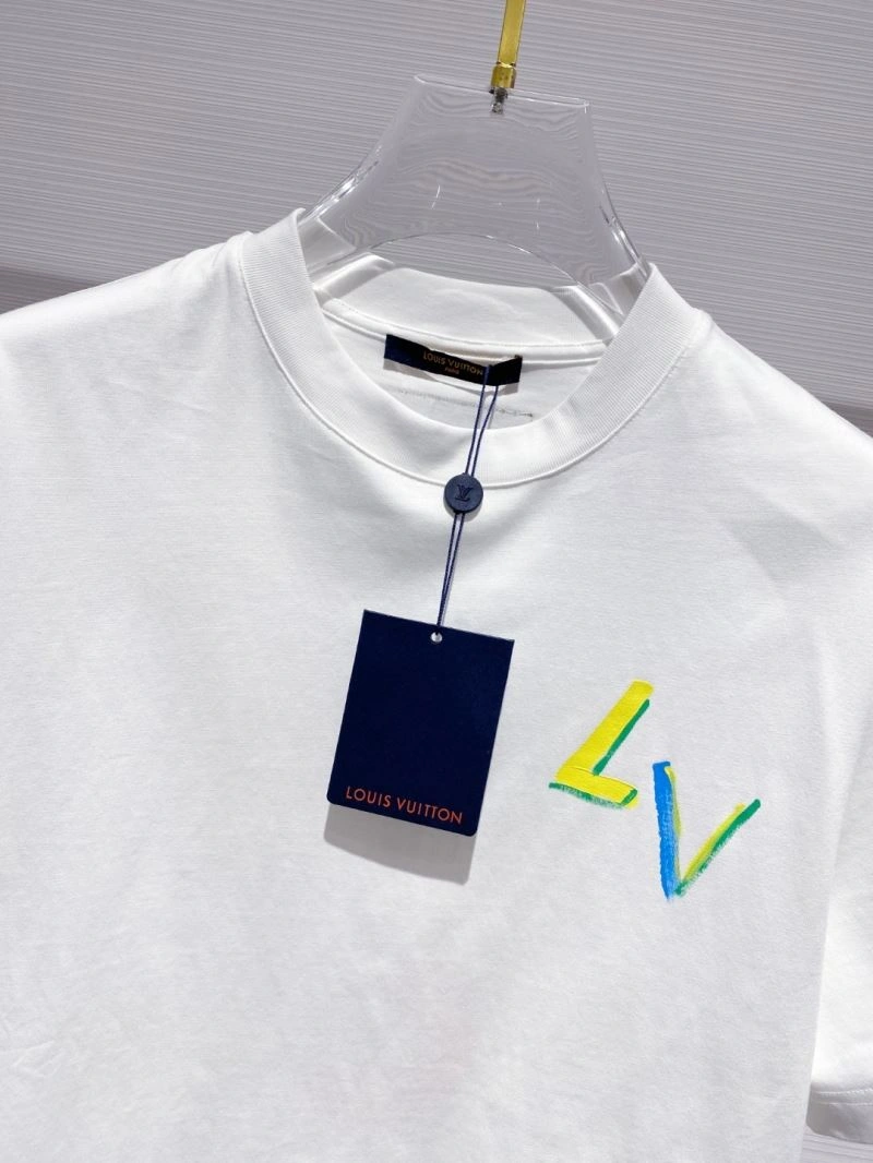 Louis Vuitton T-Shirts Sophisticated 134220