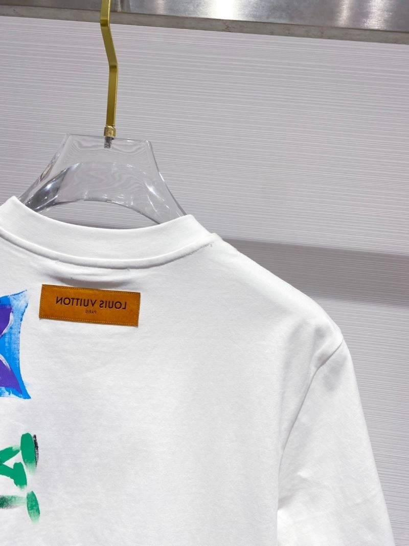 Louis Vuitton T-Shirts Sophisticated 134220