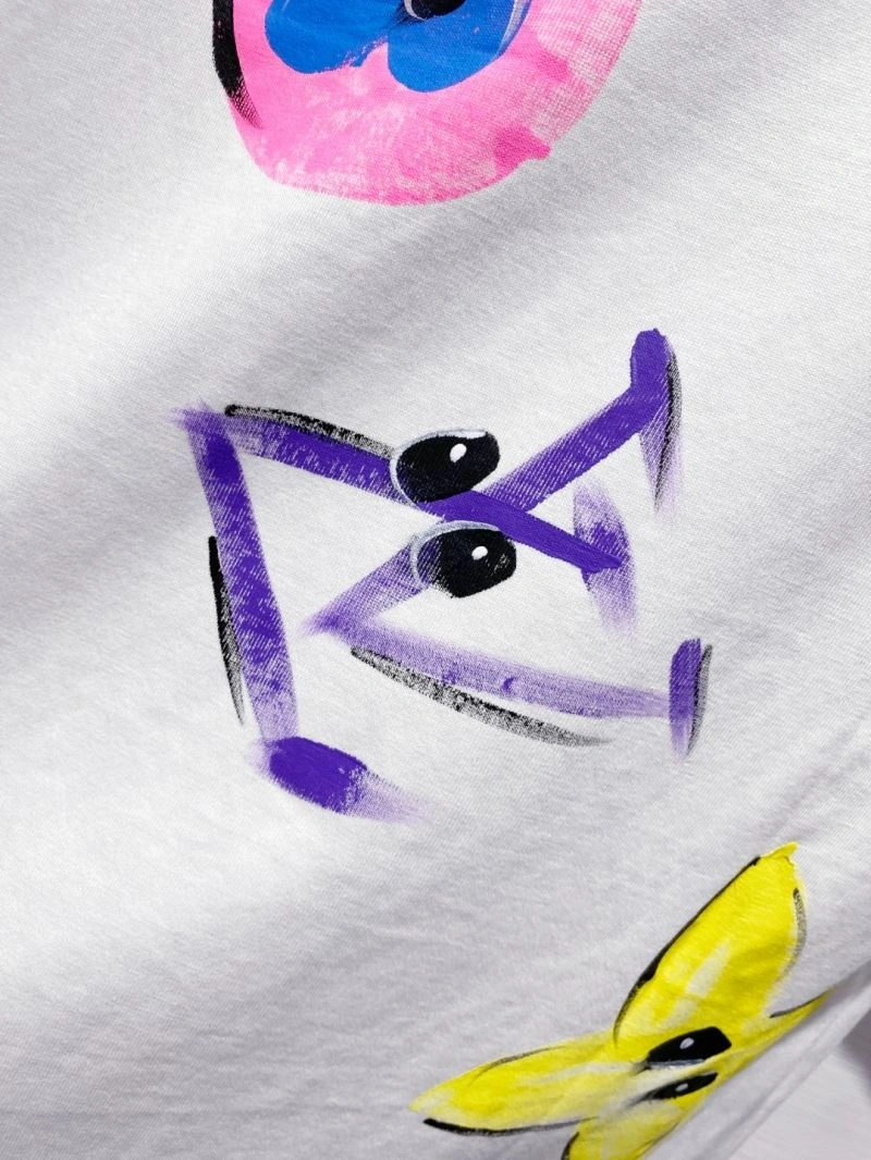 Louis Vuitton T-Shirts Sophisticated 134220