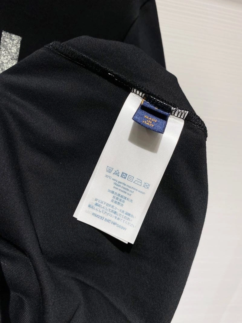 Louis Vuitton T-Shirts MoistureWicking 134205
