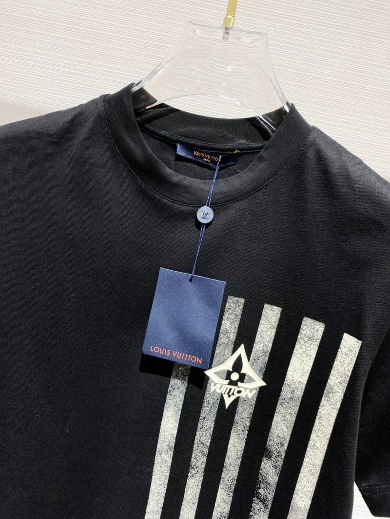 Louis Vuitton T-Shirts MoistureWicking 134205