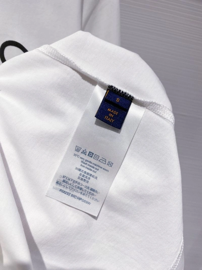 Louis Vuitton T-Shirts Elegant 134203