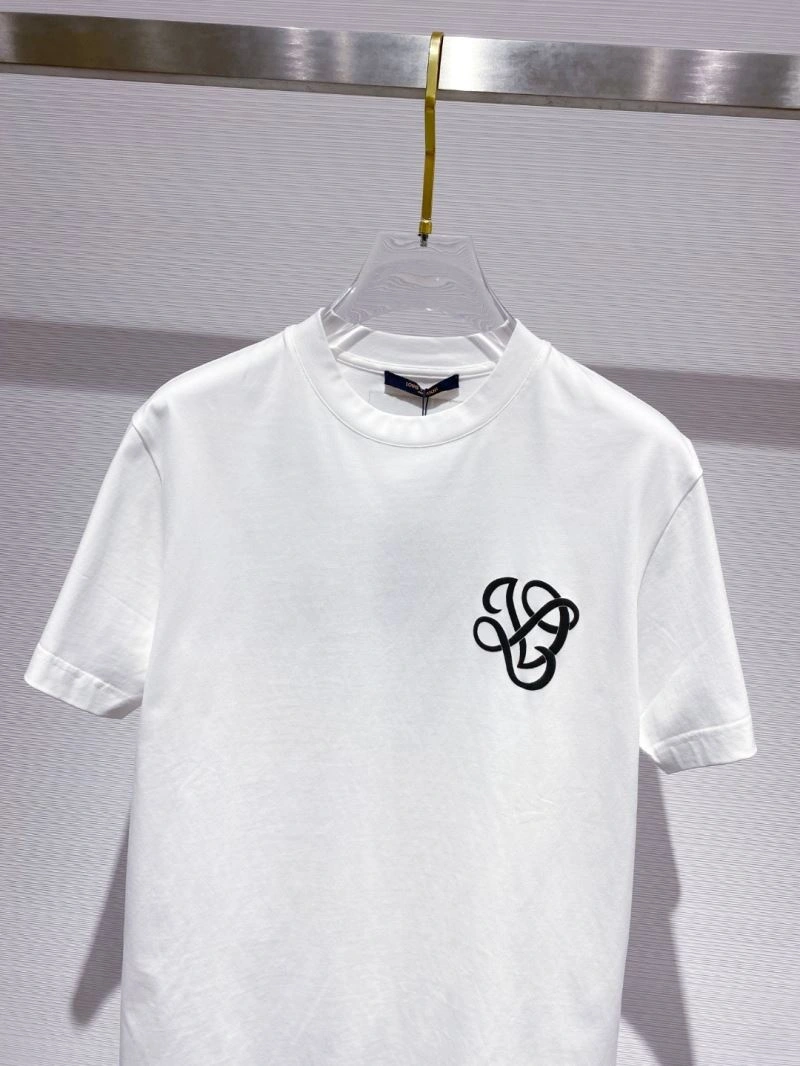 Louis Vuitton T-Shirts Elegant 134203