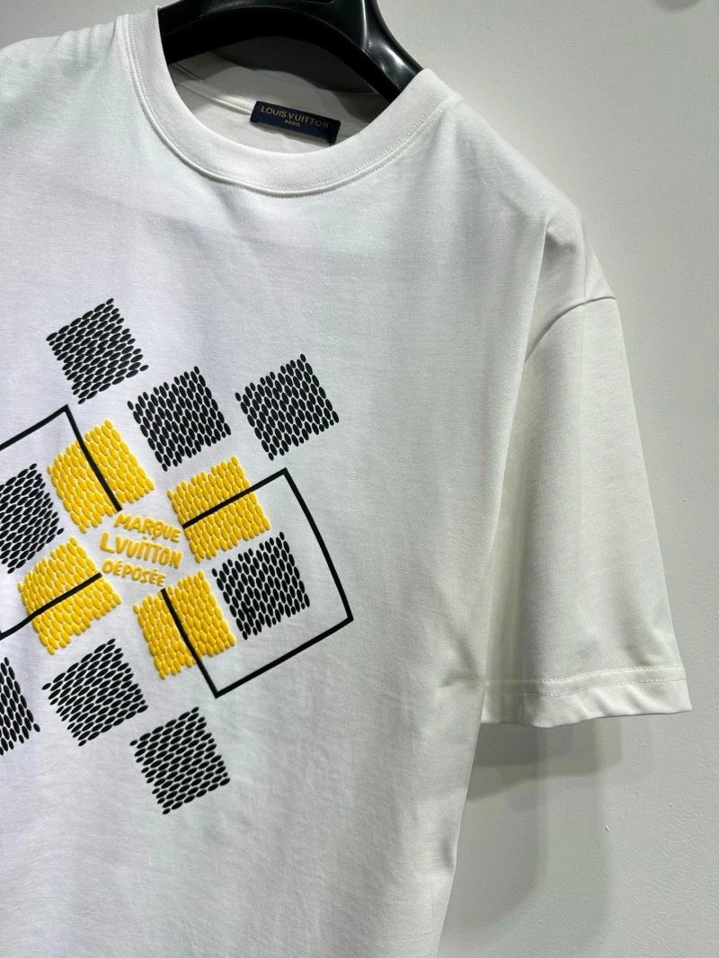 Louis Vuitton T-Shirts Neat 134196