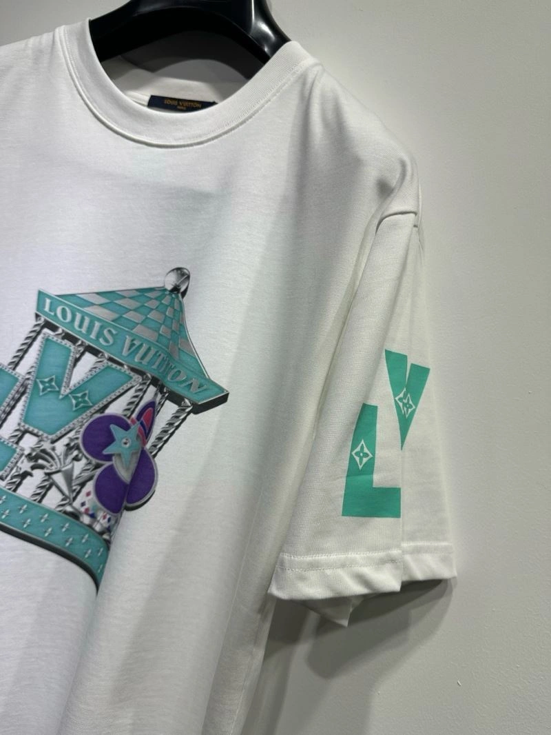 WeatherProof Louis Vuitton T-Shirts 134185
