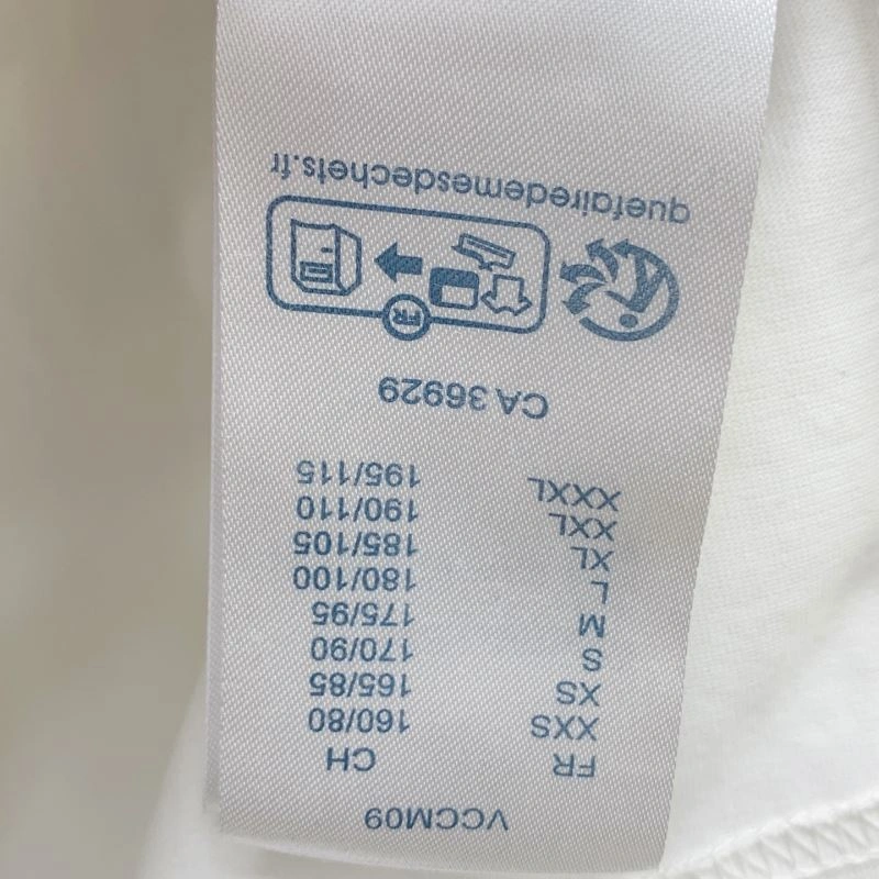 Sleek Louis Vuitton T-Shirts 134201