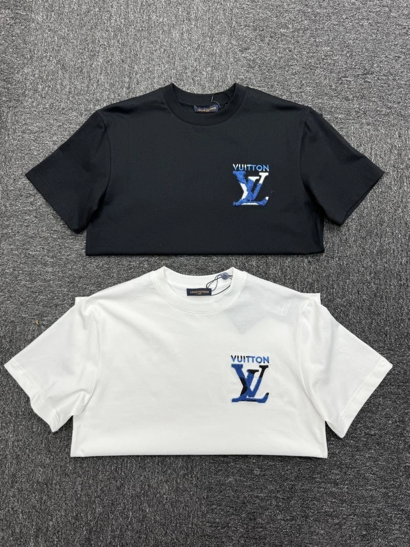 Tailored Louis Vuitton T-Shirts 134183