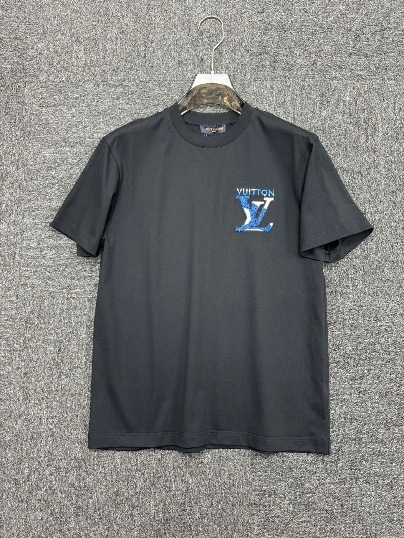 Tailored Louis Vuitton T-Shirts 134183