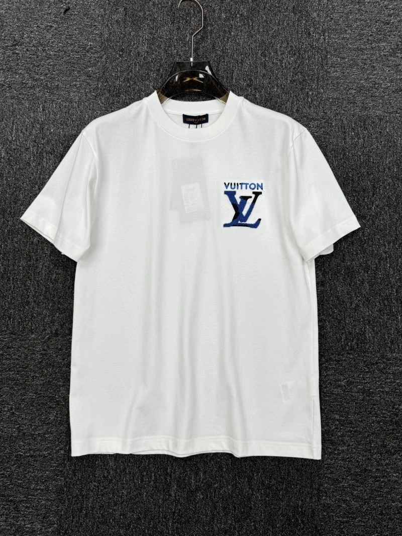 Tailored Louis Vuitton T-Shirts 134183