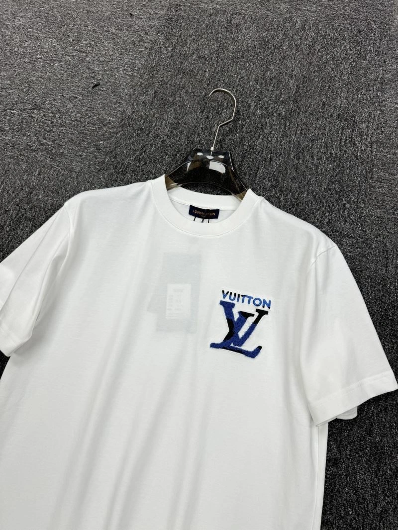 Tailored Louis Vuitton T-Shirts 134183