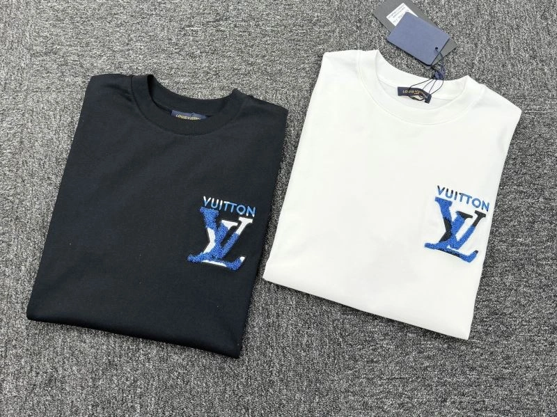 Tailored Louis Vuitton T-Shirts 134183