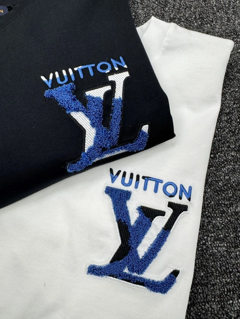 Tailored Louis Vuitton T-Shirts 134183