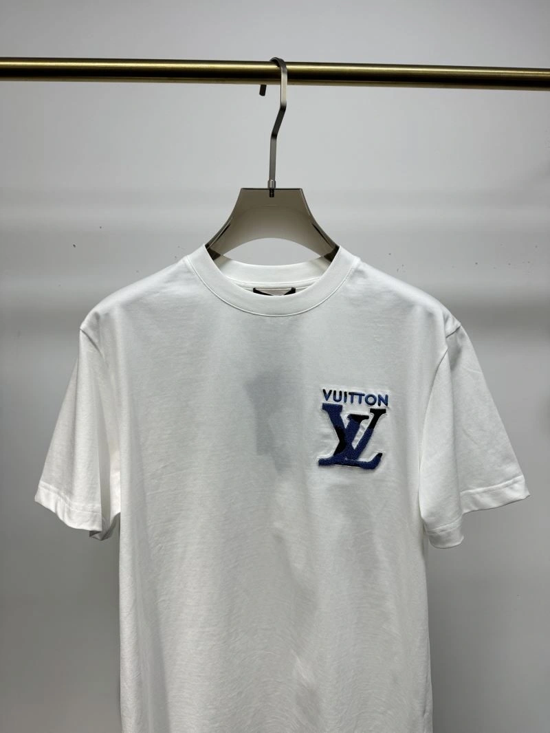 Louis Vuitton T-Shirts Seasonal 134179